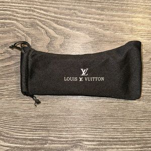 BRAND NEW LOUIS VUITTON SUNGLASSES.